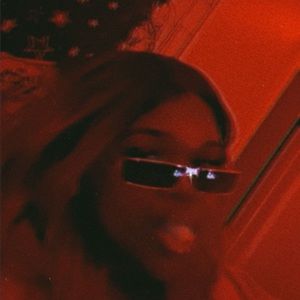 Meet your Posher, Bella